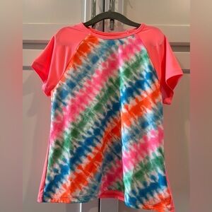 Lands End Girls Tie Dye Short Sleeve Rashguard. Size 8+. Like New!